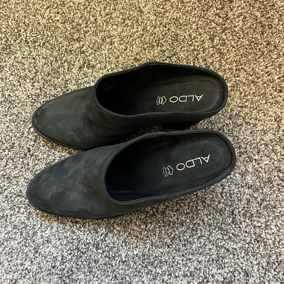 Black mules - Picture 2 of 3